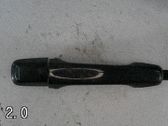 Manecilla externa puerta delantera