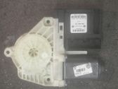Motor del regulador de la ventanilla de la puerta delantera