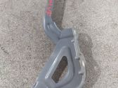 Engine bonnet/hood hinges