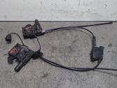 Engine bonnet/hood lock/catch