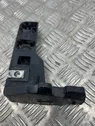 Front bumper mounting bracket