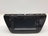 Radio/CD/DVD/GPS-pääyksikkö