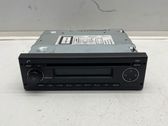 Radio / CD-Player / DVD-Player / Navigation