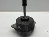 Engine mount bracket