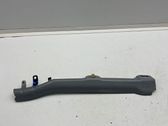 Fender mounting bracket