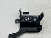 Fender mounting bracket