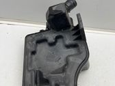 Windshield washer fluid reservoir/tank