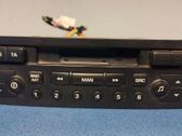 Radio/CD/DVD/GPS head unit