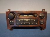 Radio / CD-Player / DVD-Player / Navigation