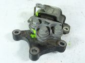 Gearbox mounting bracket