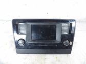 Radio / CD-Player / DVD-Player / Navigation