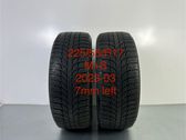 Neumático de invierno R17