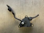 Accelerator throttle pedal