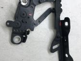 Engine bonnet/hood hinges