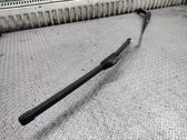 Windshield/front glass wiper blade