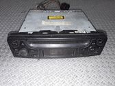 Radio/CD/DVD/GPS-pääyksikkö