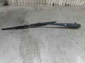 Windshield/front glass wiper blade