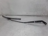 Windshield/front glass wiper blade