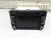 Radio / CD-Player / DVD-Player / Navigation