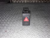 Botón interruptor de luz de peligro