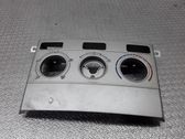 Console centrale, commande chauffage/clim