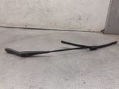 Windshield/front glass wiper blade