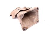 Engine mounting bracket