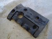 Garniture de capot moteur