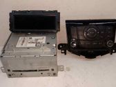 Radio / CD-Player / DVD-Player / Navigation
