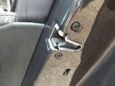Cerradura de puerta trasera