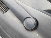 Wischergestänge Wischermotor vorne