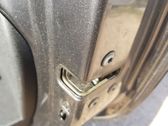 Cerradura de puerta trasera