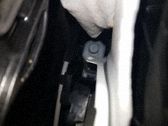 Regulador de puerta delantera con motor