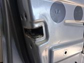 Cerradura de puerta delantera