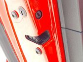 Cerradura de puerta trasera