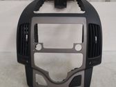 Radijos/ navigacijos apdaila