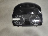 Geschwindigkeitsmesser Cockpit