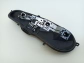 Держатель крышки лампы заднего фонаря