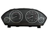Geschwindigkeitsmesser Cockpit