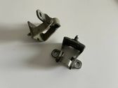 Tailgate/trunk/boot hinge