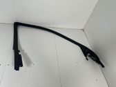 Autres éléments de garniture porte avant