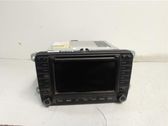 Radio / CD-Player / DVD-Player / Navigation