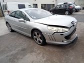 Front wiper blade arm