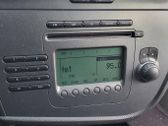 Radio/CD/DVD/GPS head unit