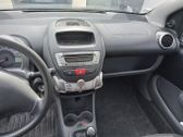 Passenger airbag