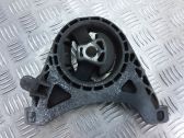 Engine mount bracket
