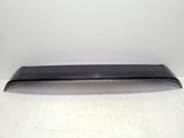 Tailgate/trunk spoiler