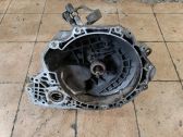 Manual 5 speed gearbox
