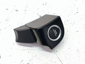 Включатель зажигания и стартера