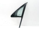 Fenêtre latérale avant / vitre triangulaire (4 portes)
